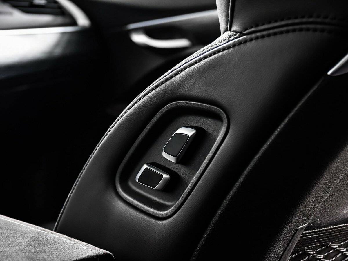 Geely Tugella 2022 года с пробегом. Фото: #12