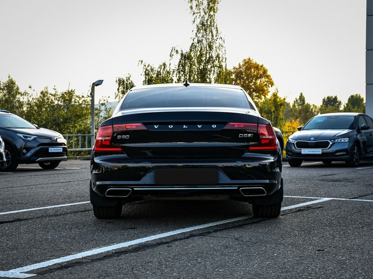 Volvo S90 2020 года с пробегом. Фото: #5