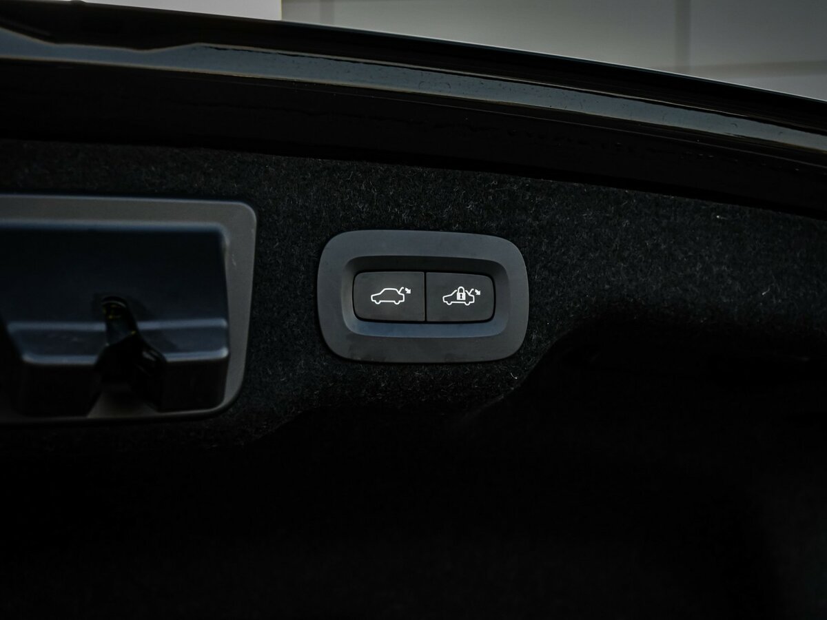 Volvo S90 2020 года с пробегом. Фото: #15