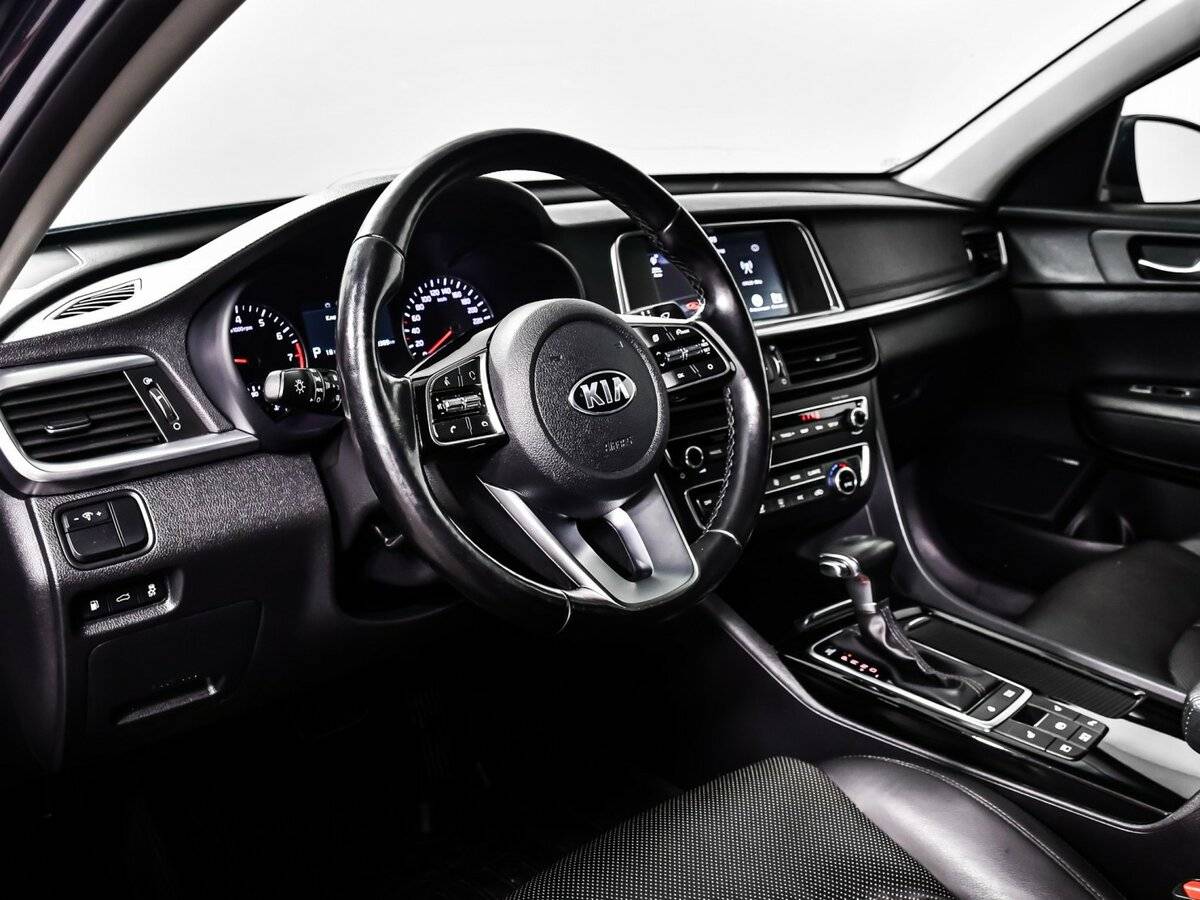 Kia Optima 2019 года с пробегом. Фото: #9