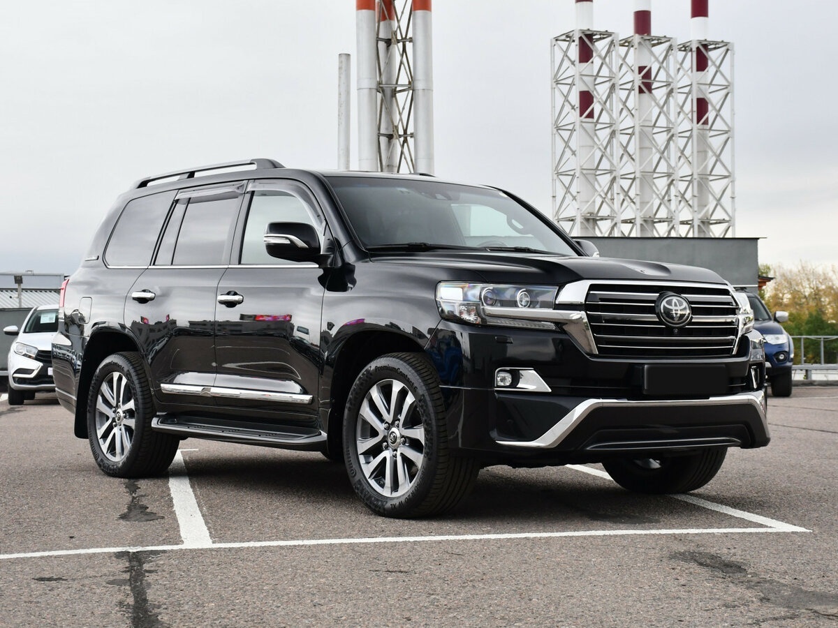 Toyota Land Cruiser 2017 года с пробегом. Фото: #2