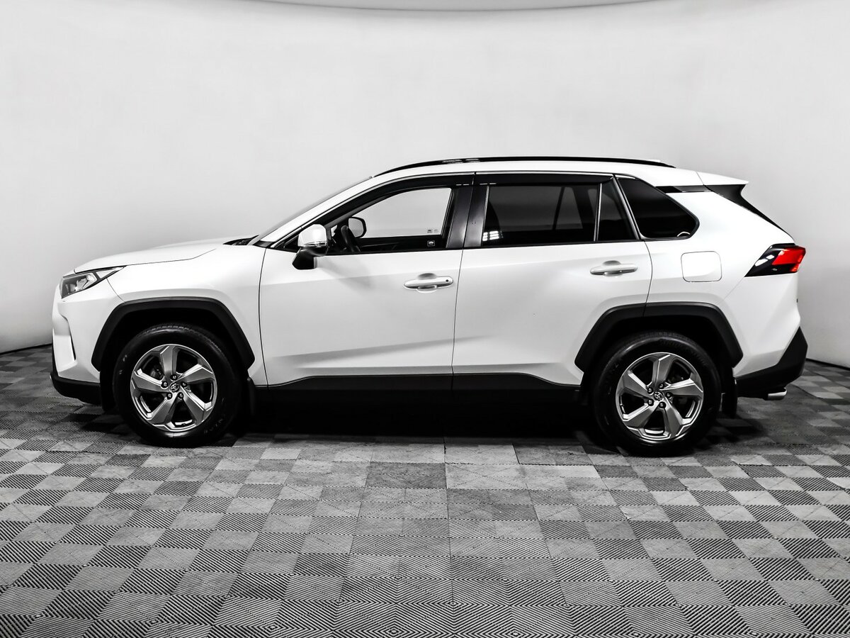 Toyota RAV4 2021 года с пробегом. Фото: #7