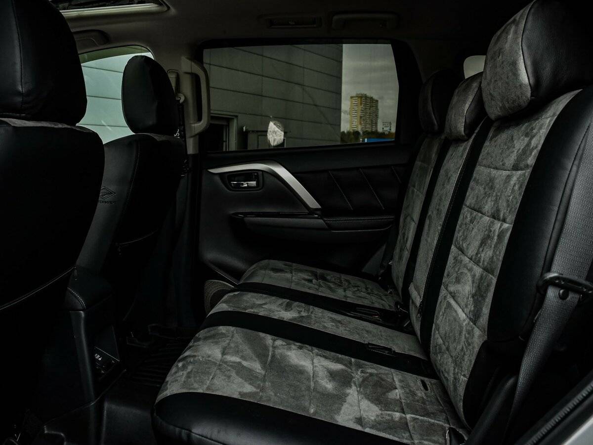 Mitsubishi Montero Sport 2022 года с пробегом. Фото: #11