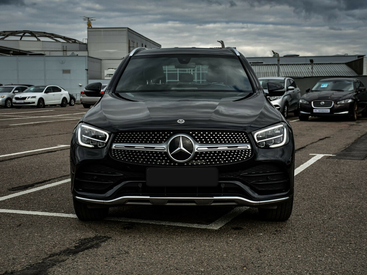 Mercedes-Benz GLC 2020 года с пробегом. Фото: #1