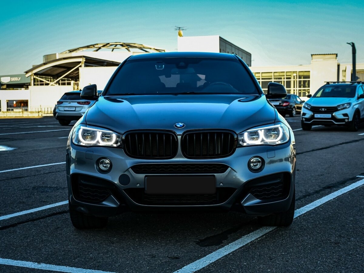 BMW X6 2017 года с пробегом. Фото: #1