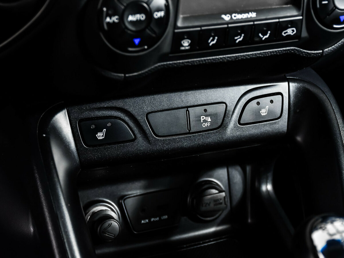 Б/У Хендай ай-икс35 2014 года. Фото: #11