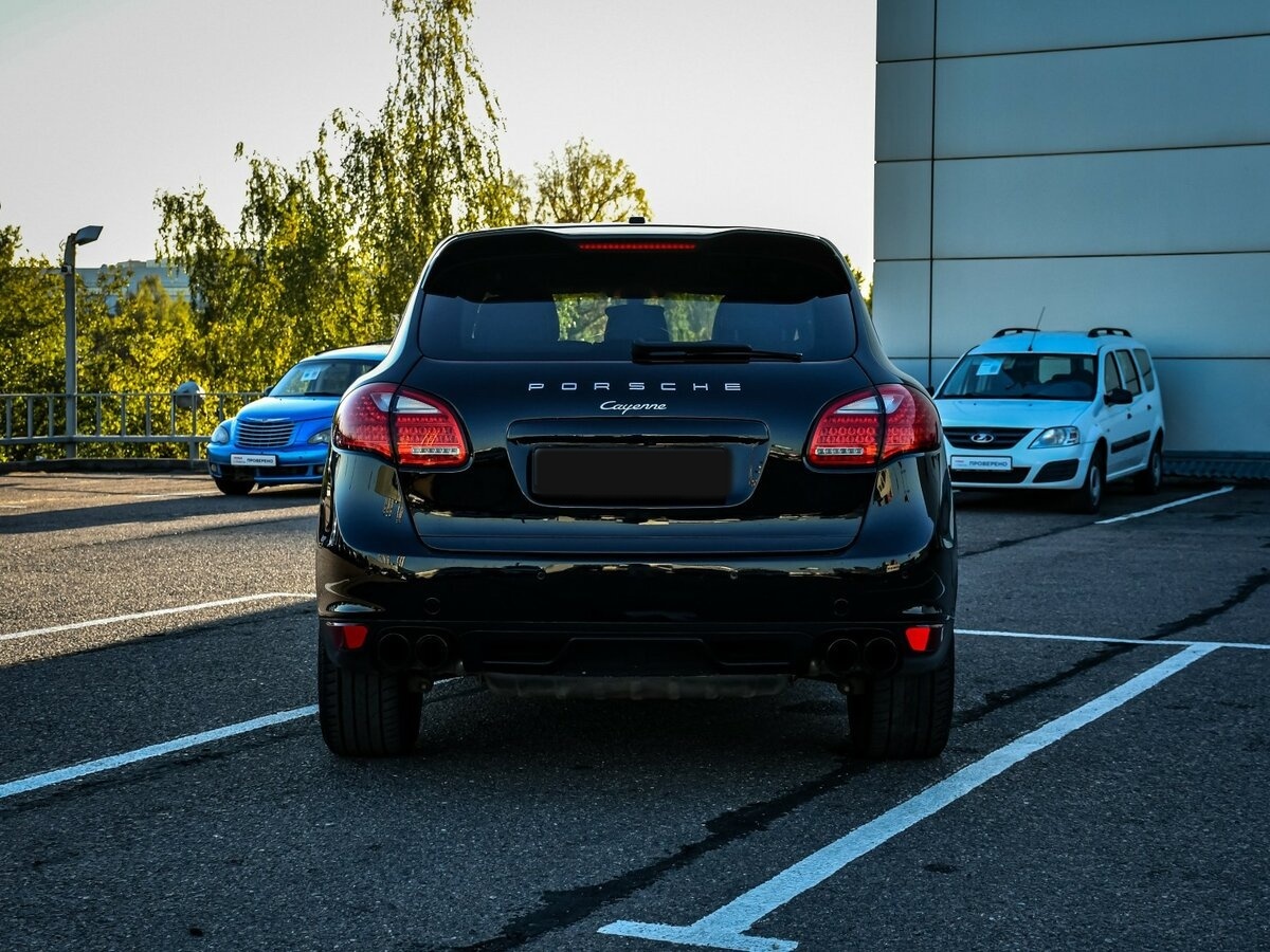 Porsche Cayenne 2011 года с пробегом. Фото: #5