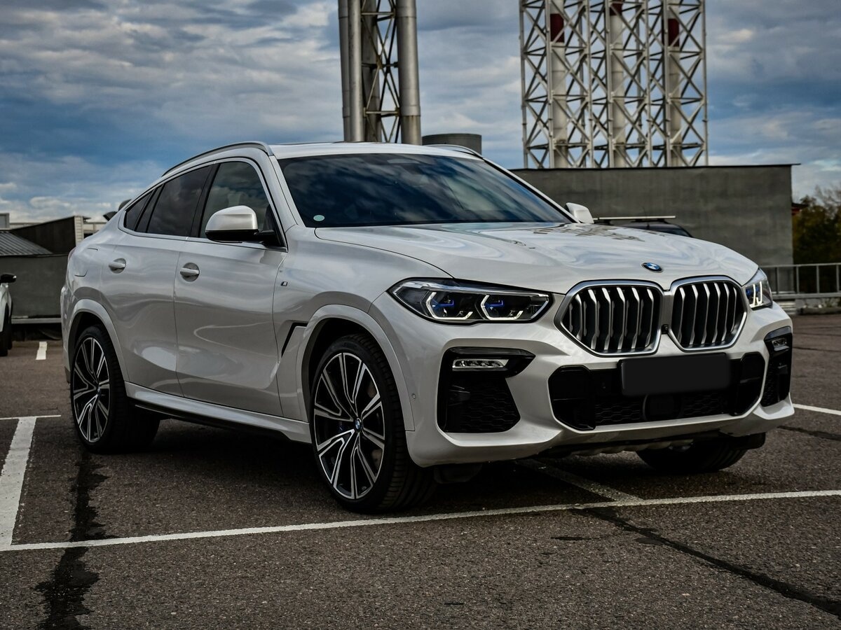 BMW X6 2019 года с пробегом. Фото: #2