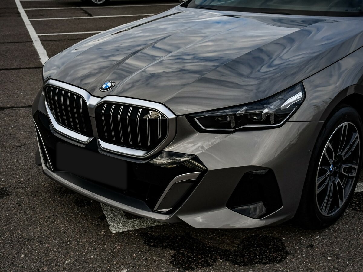 BMW 5 серии 2024 года с пробегом. Фото: #13