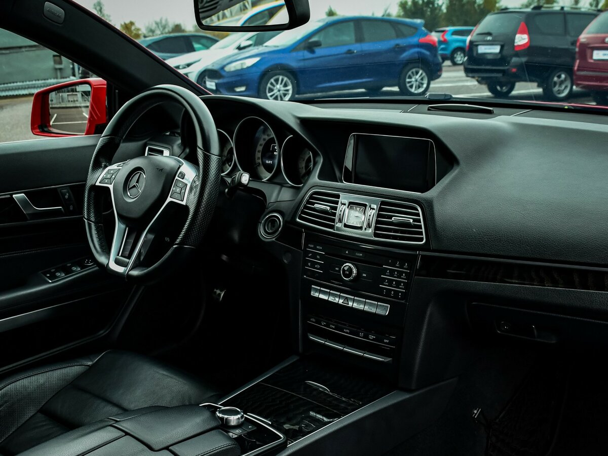 Mercedes-Benz E-Класс 2015 года с пробегом. Фото: #8