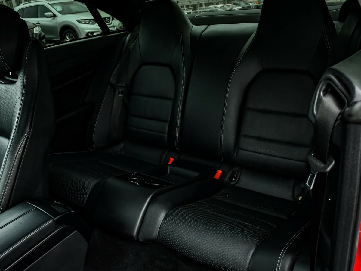 Mercedes-Benz E-Класс 2015 года с пробегом. Фото: #11