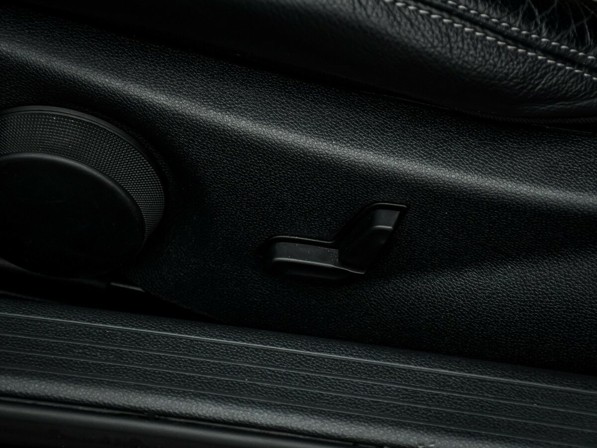 Mercedes-Benz E-Класс 2015 года с пробегом. Фото: #13