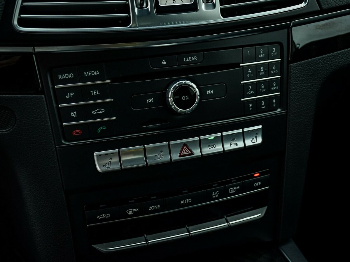 Mercedes-Benz E-Класс 2015 года с пробегом. Фото: #15