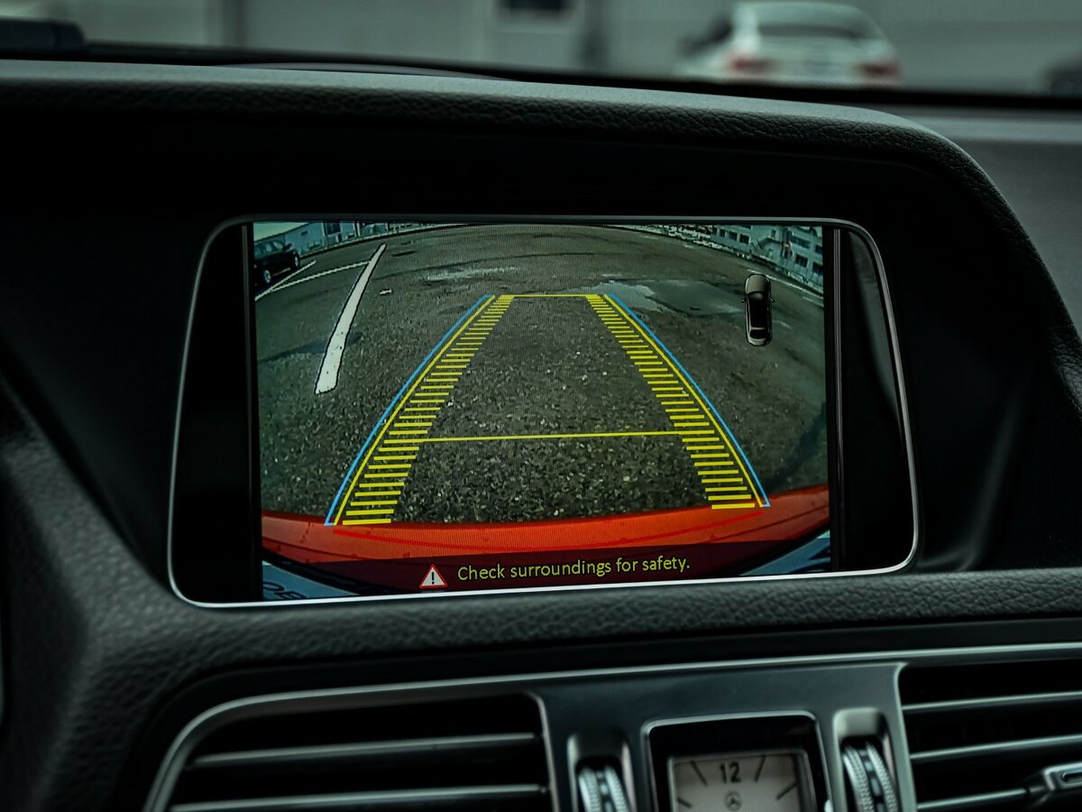 Mercedes-Benz E-Класс 2015 года с пробегом. Фото: #16