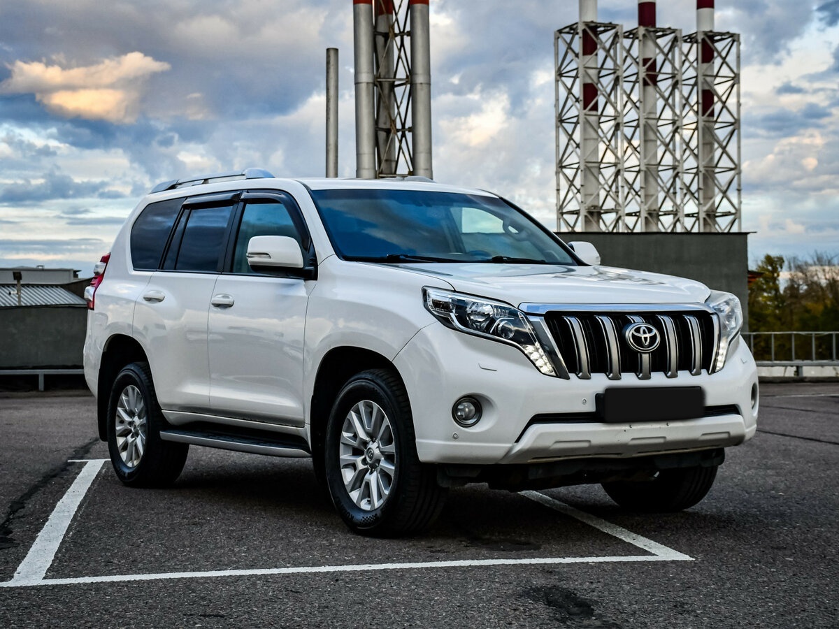 Toyota Land Cruiser Prado 2014 года с пробегом. Фото: #2