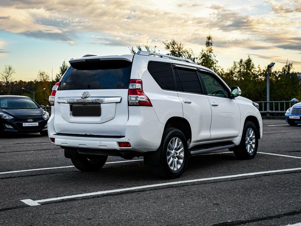 Toyota Land Cruiser Prado 2014 года с пробегом. Фото: #4