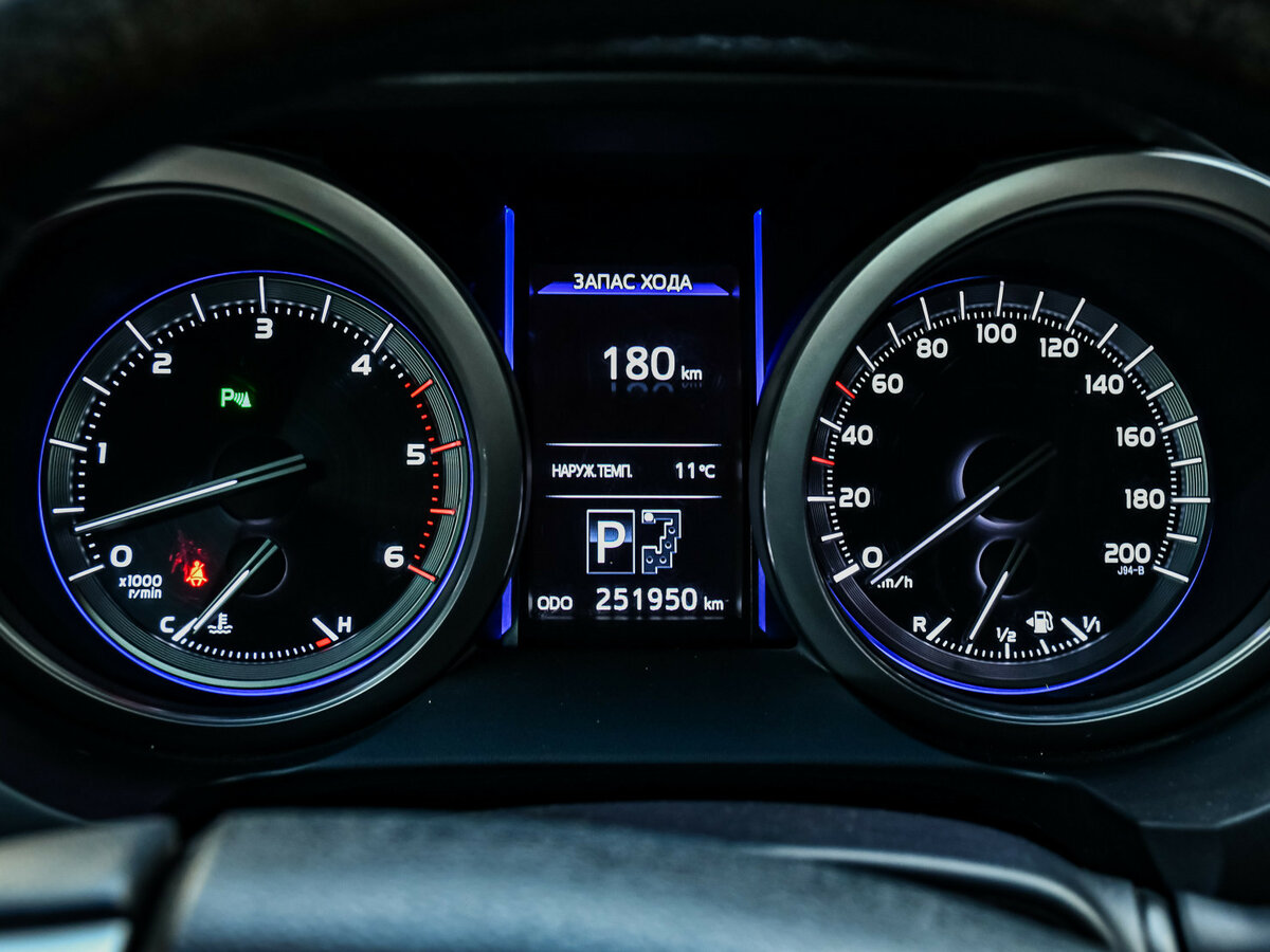 Toyota Land Cruiser Prado 2014 года с пробегом. Фото: #8