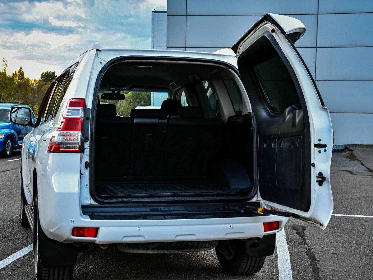 Toyota Land Cruiser Prado 2014 года с пробегом. Фото: #13