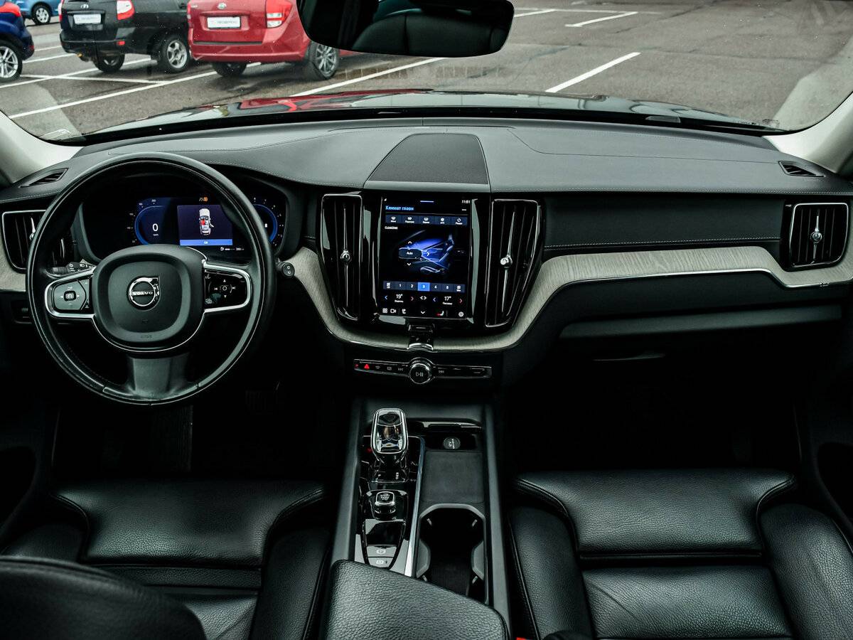 Volvo XC60 2021 года с пробегом. Фото: #12