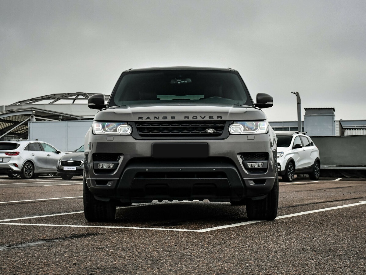 Land Rover Range Rover Sport 2016 года с пробегом. Фото: #1
