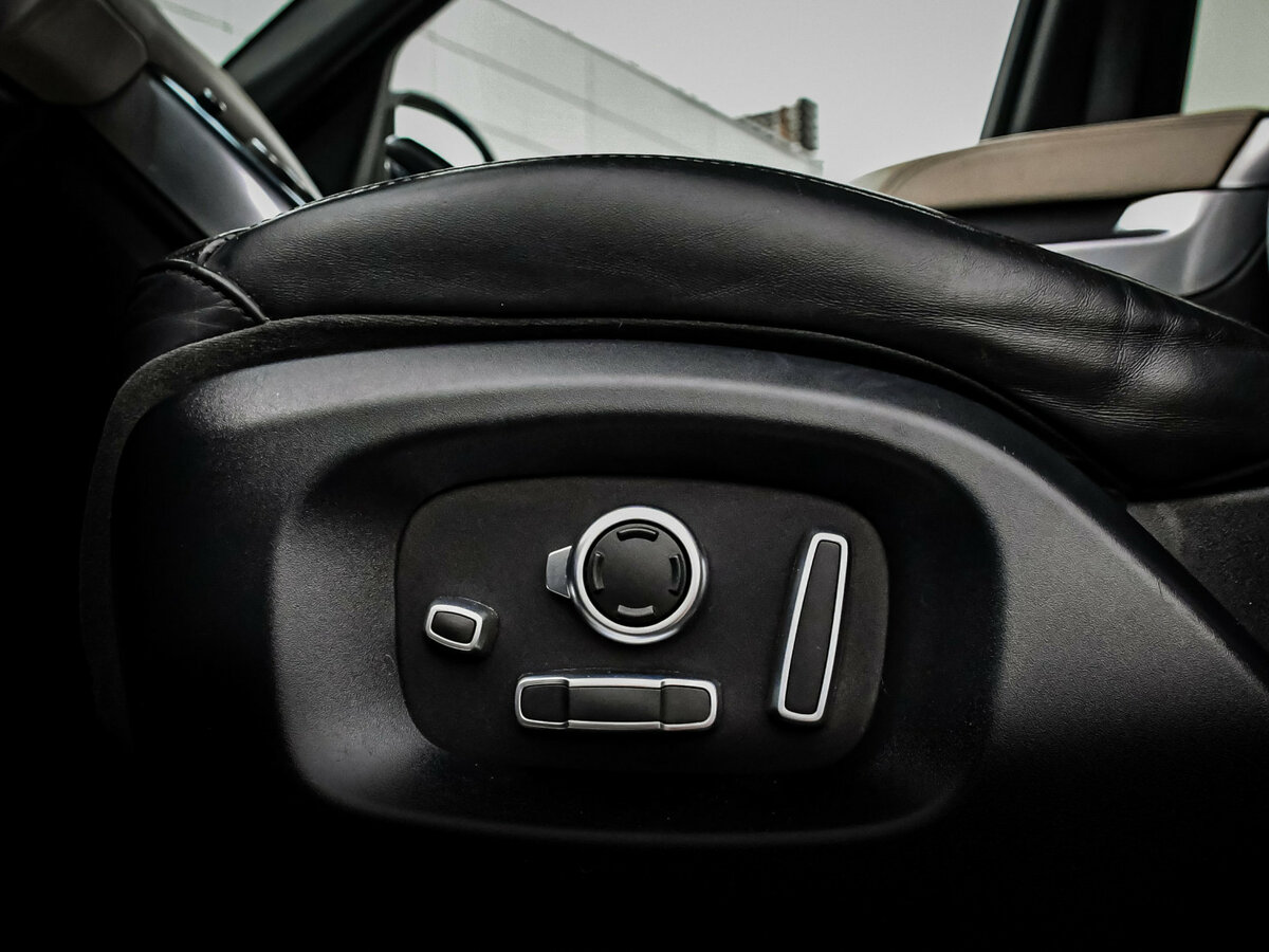 Land Rover Range Rover Sport 2016 года с пробегом. Фото: #17