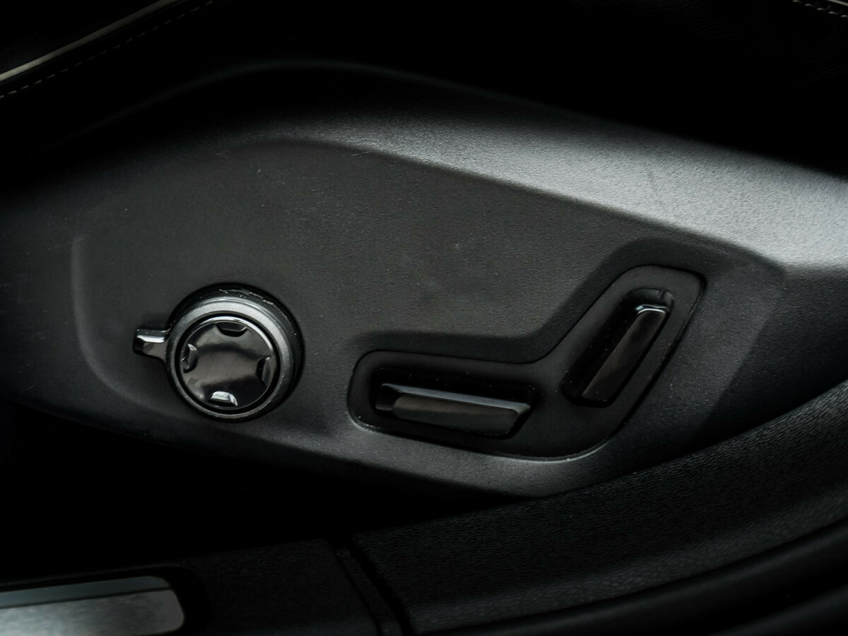 Volvo S60 2019 года с пробегом. Фото: #14