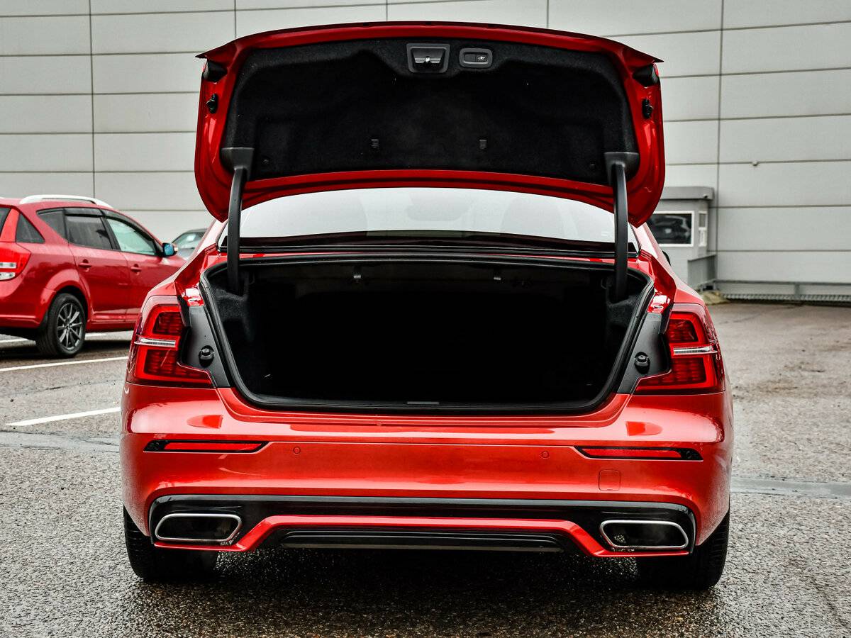 Volvo S60 2019 года с пробегом. Фото: #15