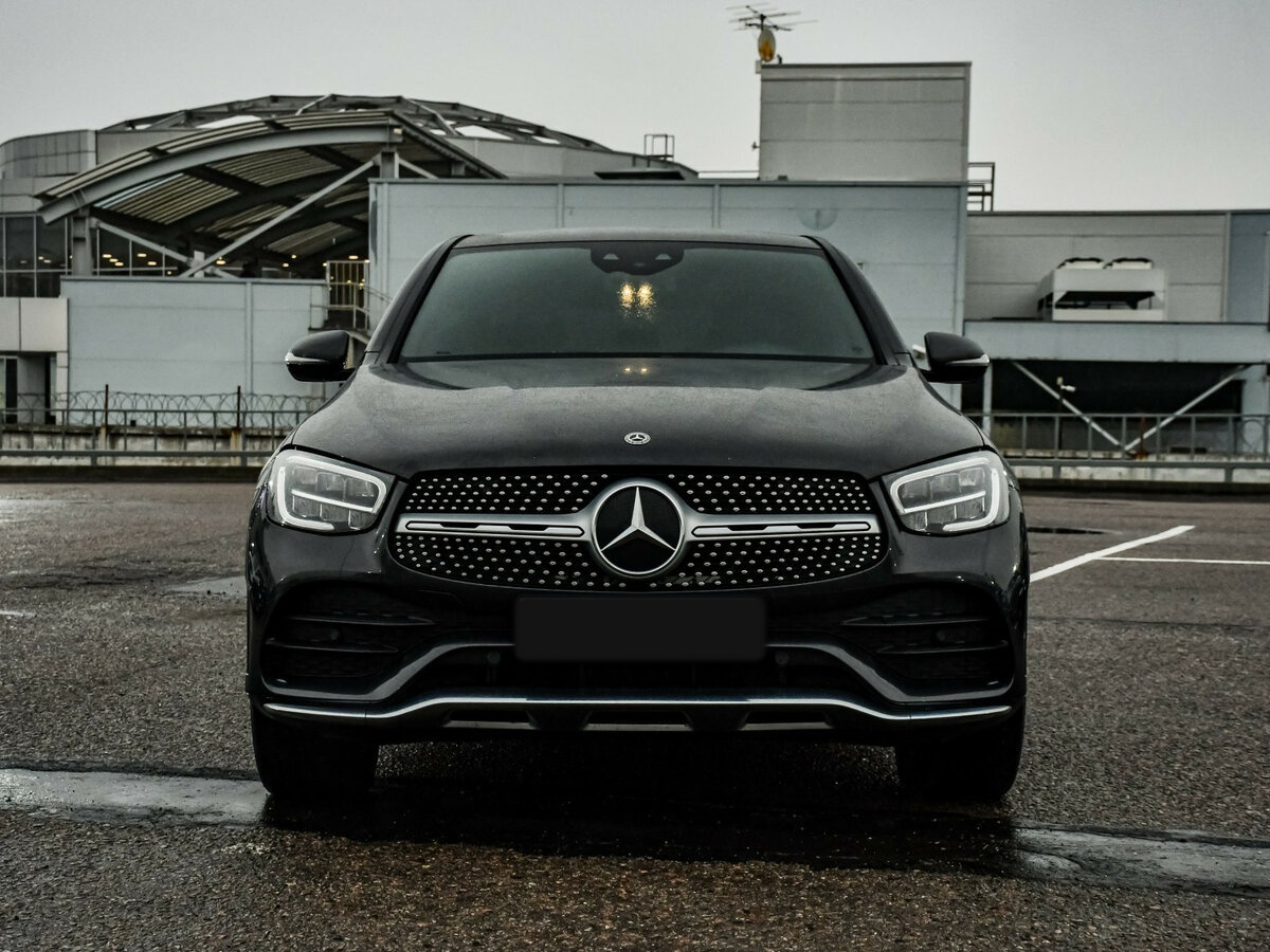 Mercedes-Benz GLC Coupe 2019 года с пробегом. Фото: #1