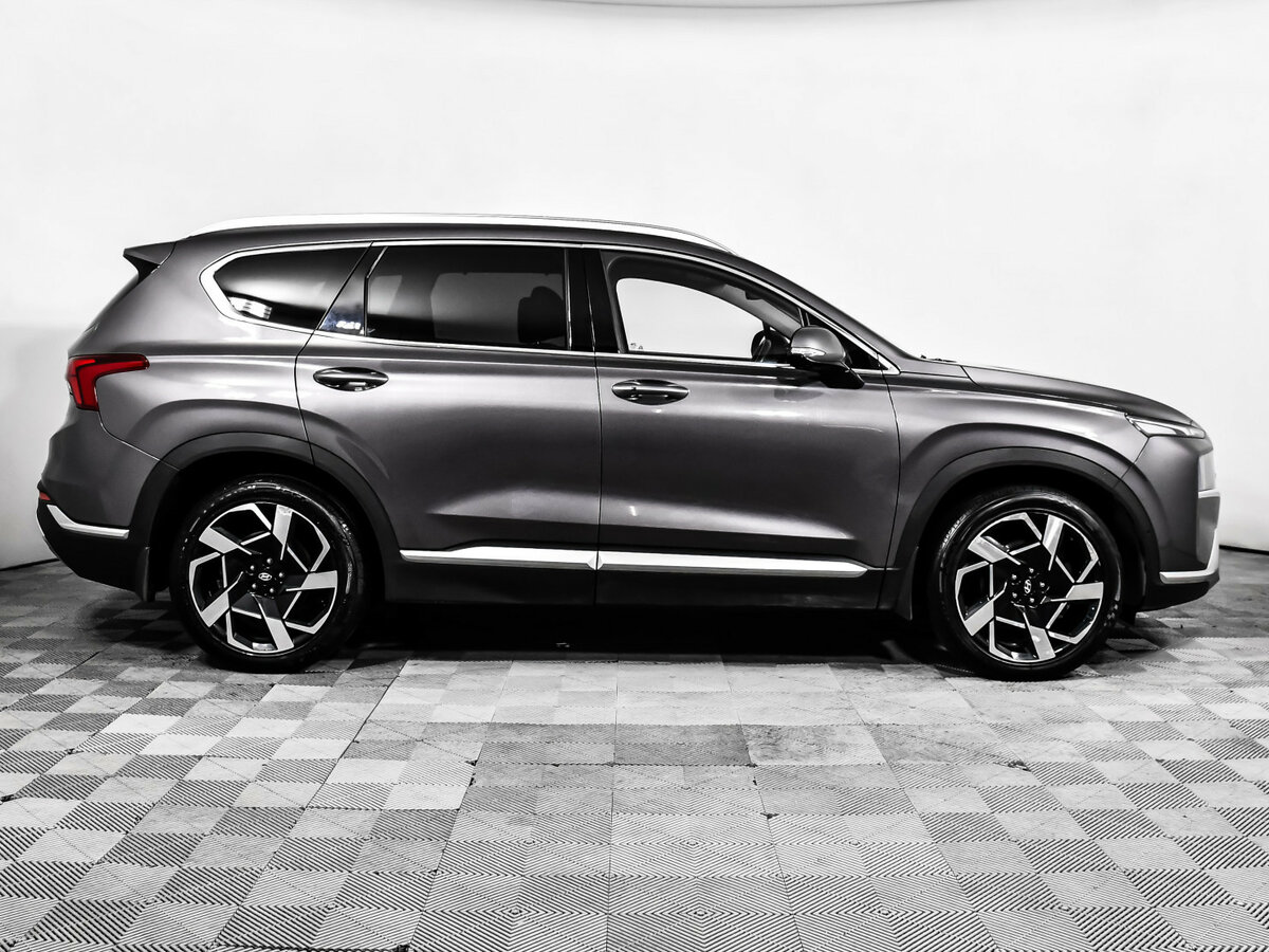 Hyundai Santa Fe 2021 года с пробегом. Фото: #3