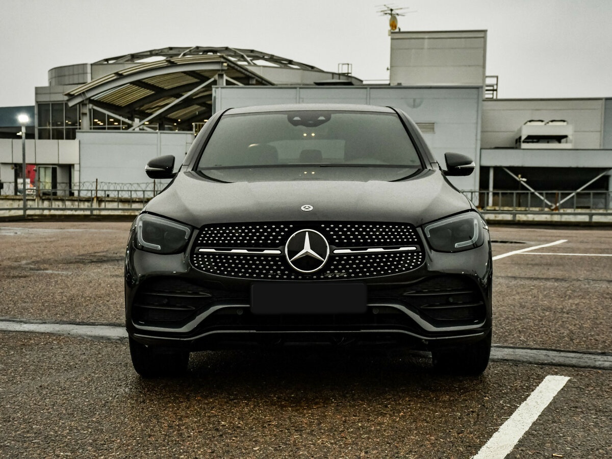 Mercedes-Benz GLC Coupe 2019 года с пробегом. Фото: #1