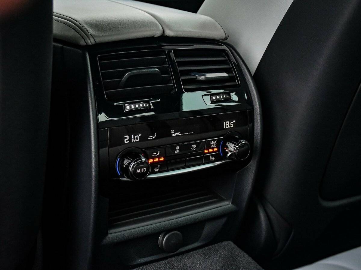 BMW M5 2018 года с пробегом. Фото: #12