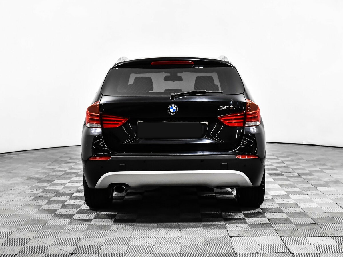 BMW X1 2010 года с пробегом. Фото: #4