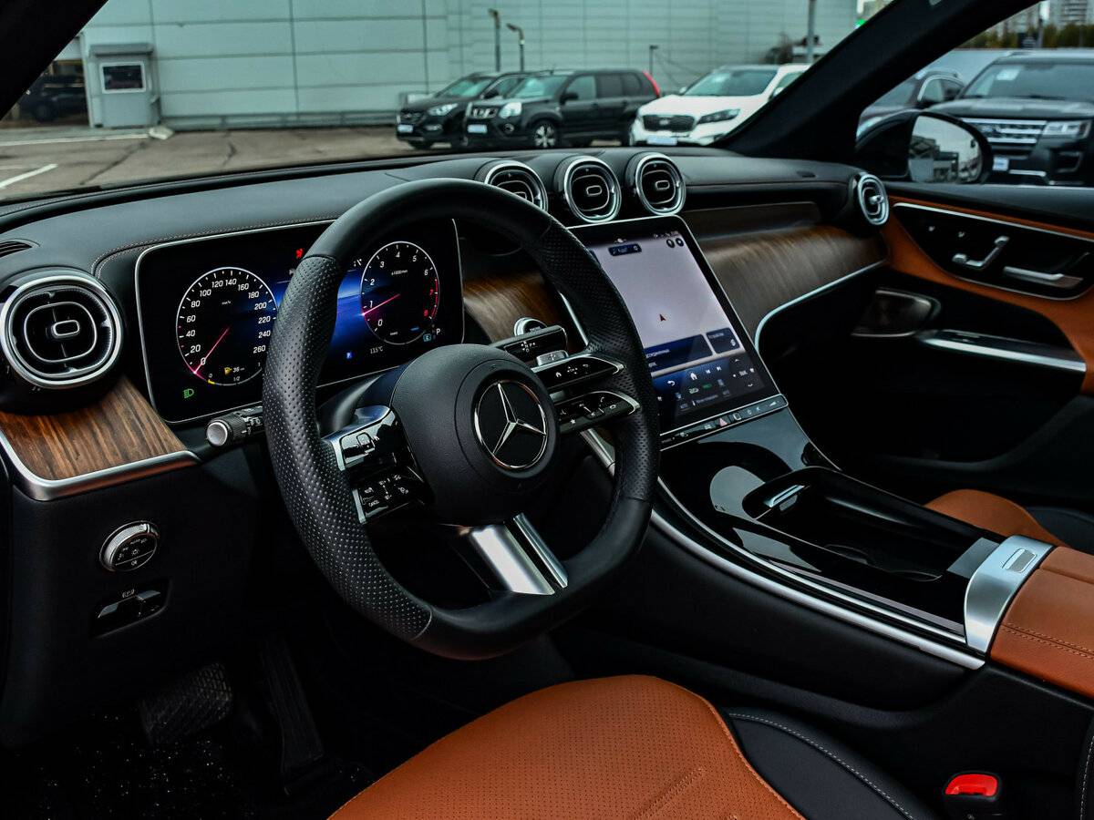 Mercedes-Benz GLC 2023 года с пробегом. Фото: #9