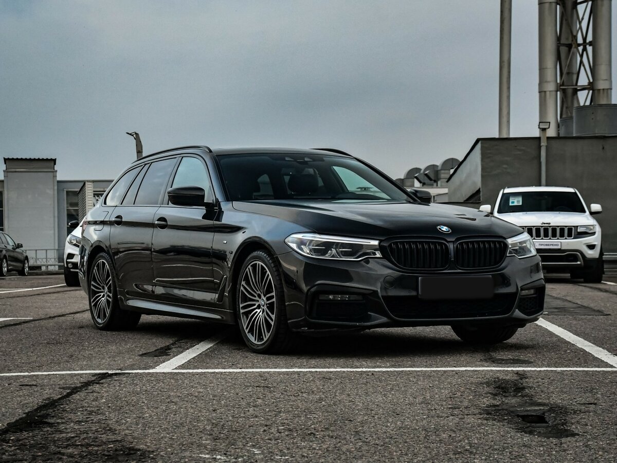 BMW 5 серии 2019 года с пробегом. Фото: #2