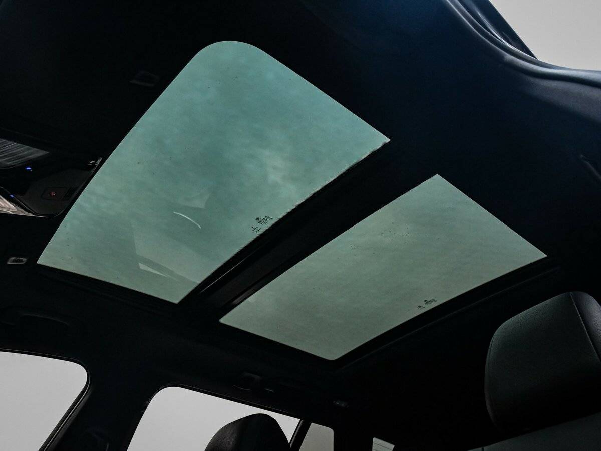 BMW 5 серии 2019 года с пробегом. Фото: #4