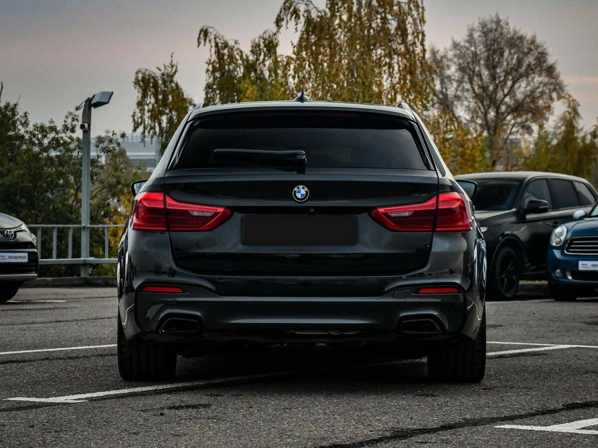 BMW 5 серии 2019 года с пробегом. Фото: #6