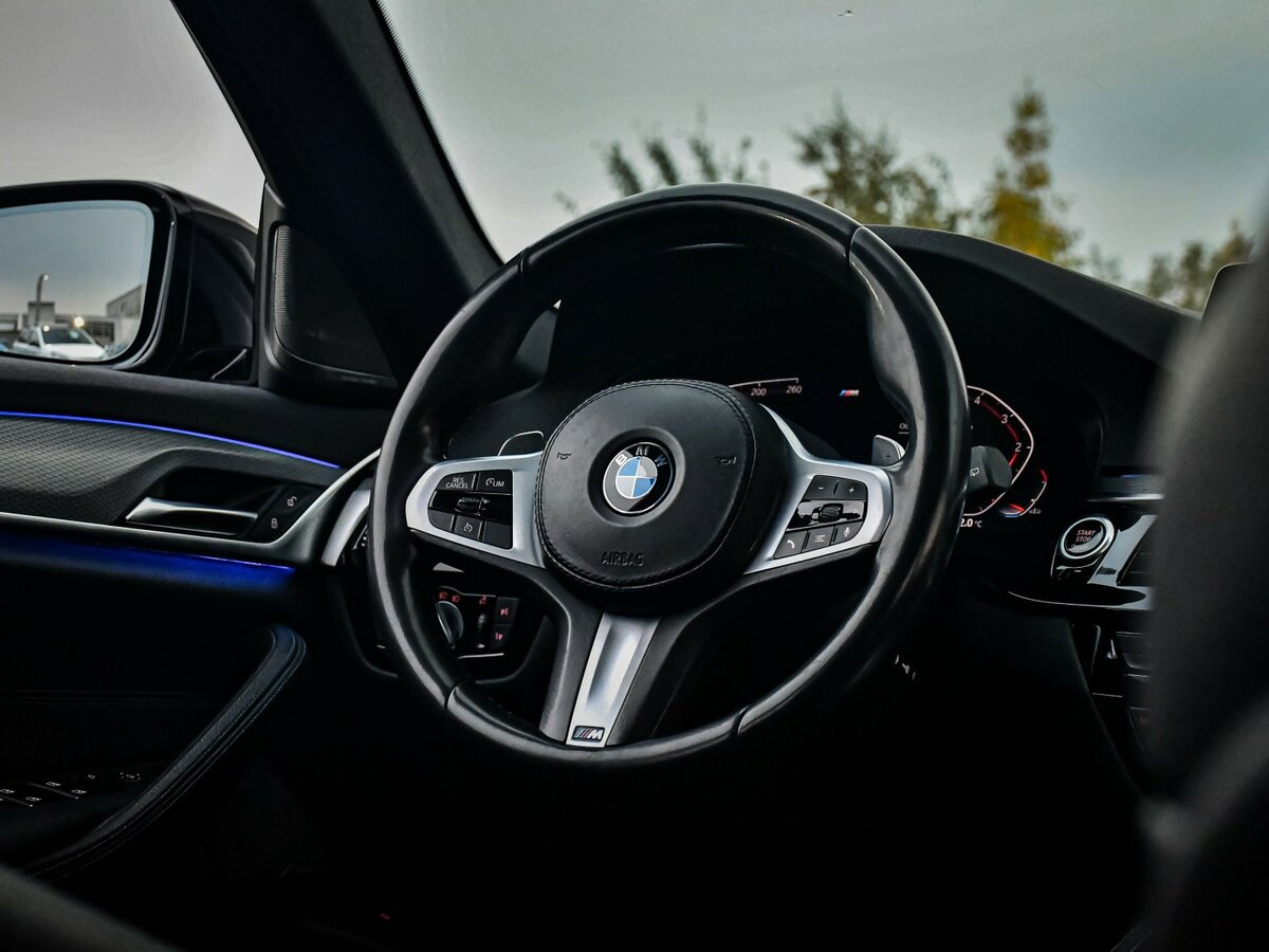 BMW 5 серии 2019 года с пробегом. Фото: #12