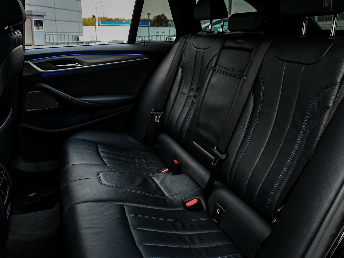 BMW 5 серии 2019 года с пробегом. Фото: #13