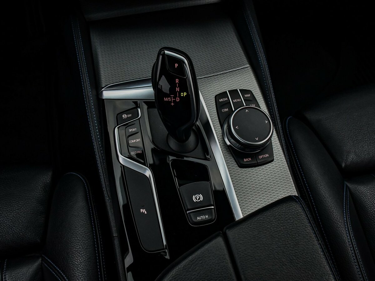 BMW 5 серии 2019 года с пробегом. Фото: #16