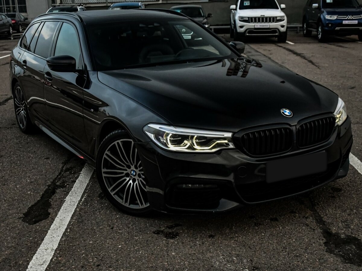 BMW 5 серии 2019 года с пробегом. Фото: #25