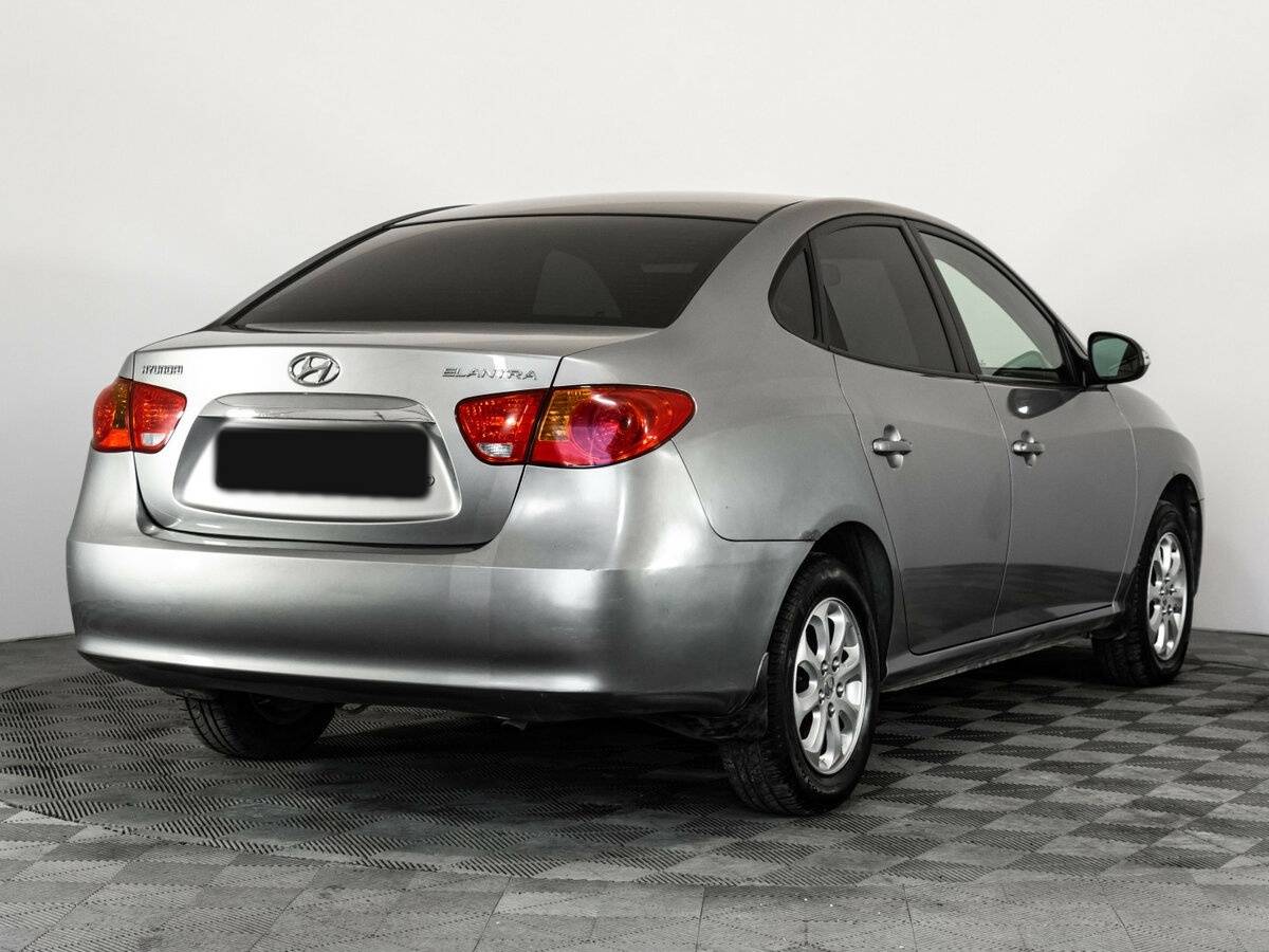 Hyundai Elantra 2010 года с пробегом. Фото: #3