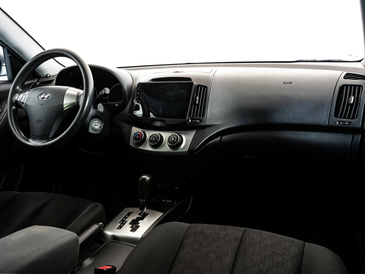 Hyundai Elantra 2010 года с пробегом. Фото: #6