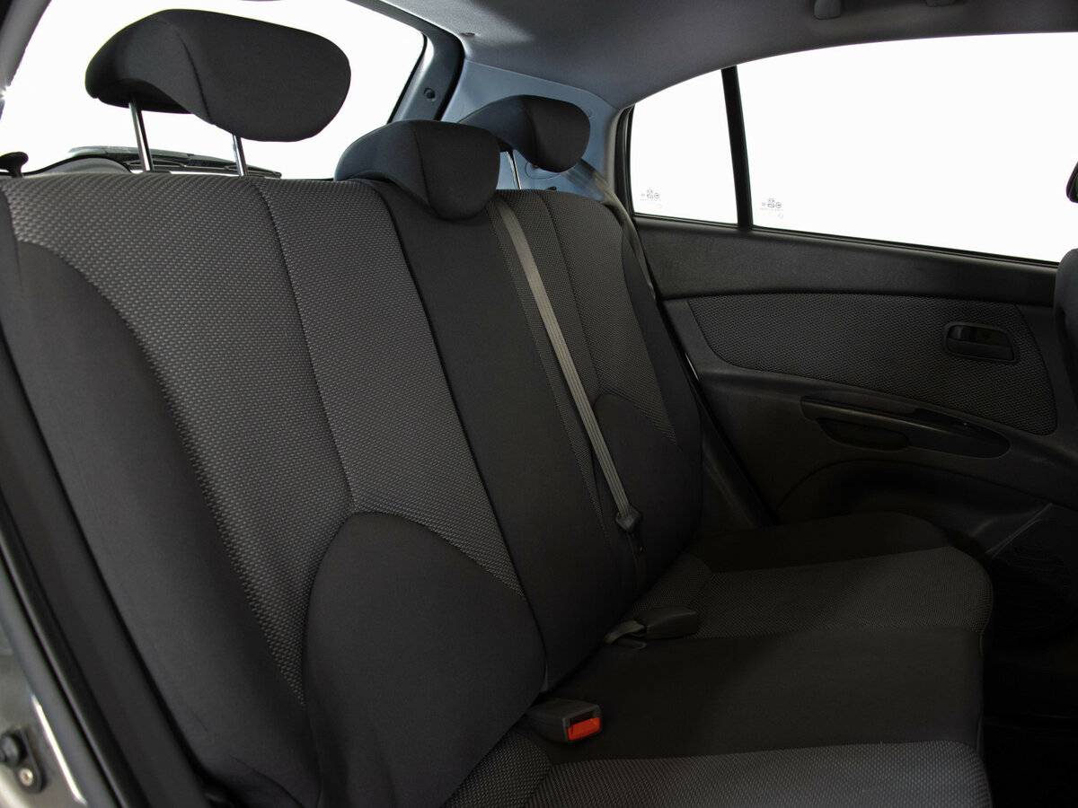 Kia Rio 2010 года с пробегом. Фото: #12