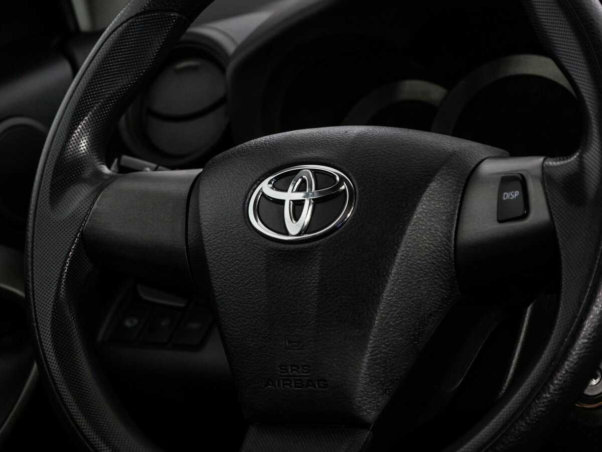 Toyota RAV4 2010 года с пробегом. Фото: #9