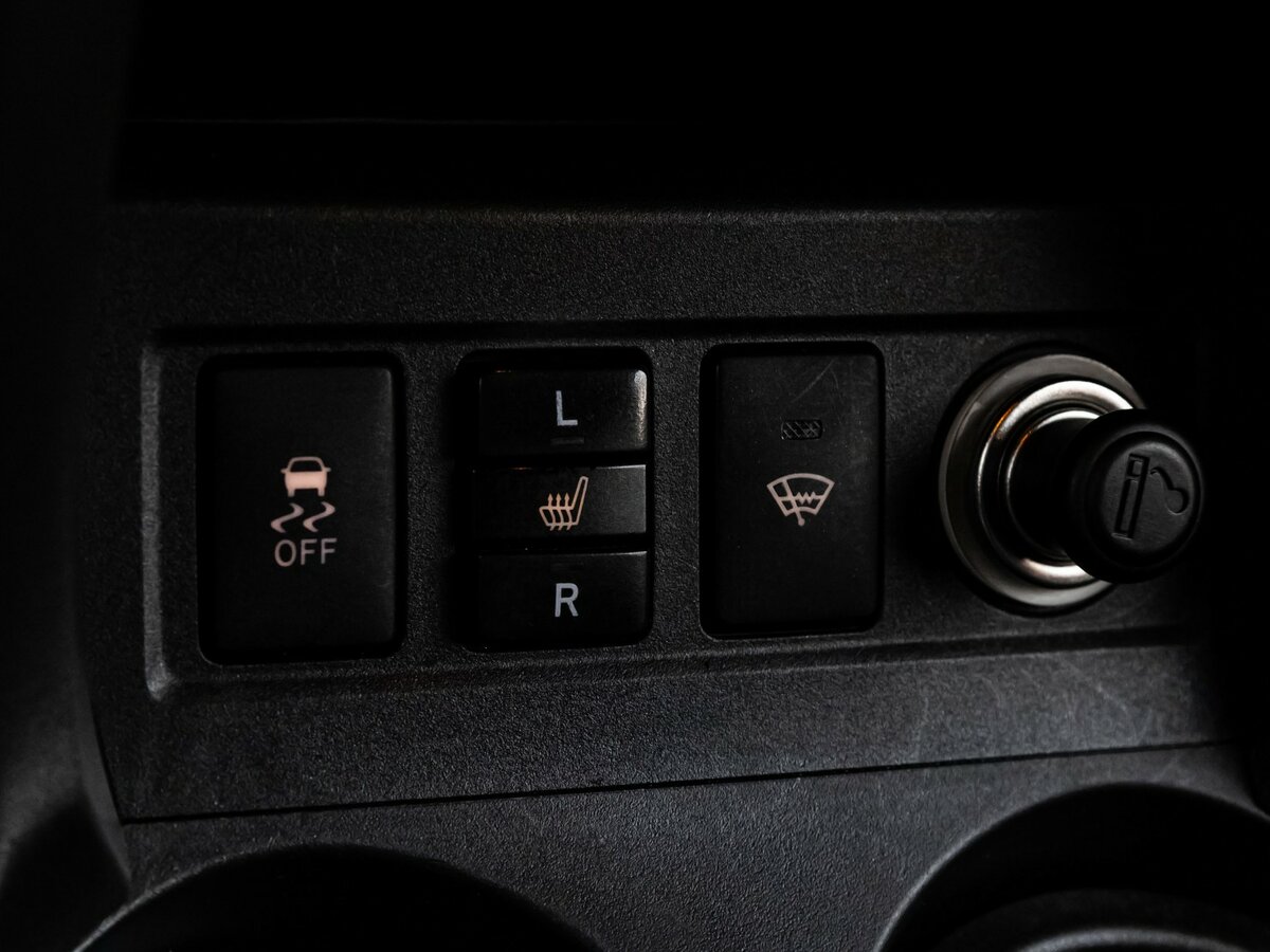 Toyota RAV4 2010 года с пробегом. Фото: #15