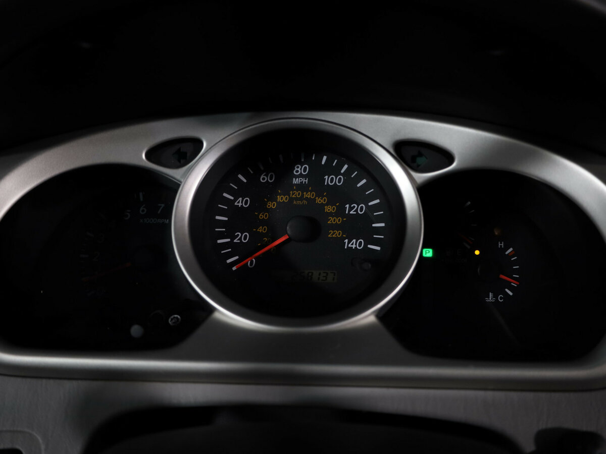 Toyota Highlander 2003 года с пробегом. Фото: #14