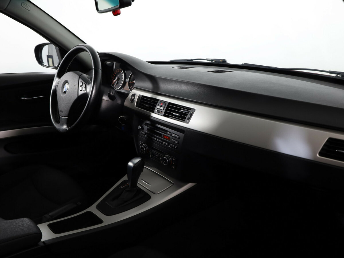 BMW 3 серии 2011 года с пробегом. Фото: #7