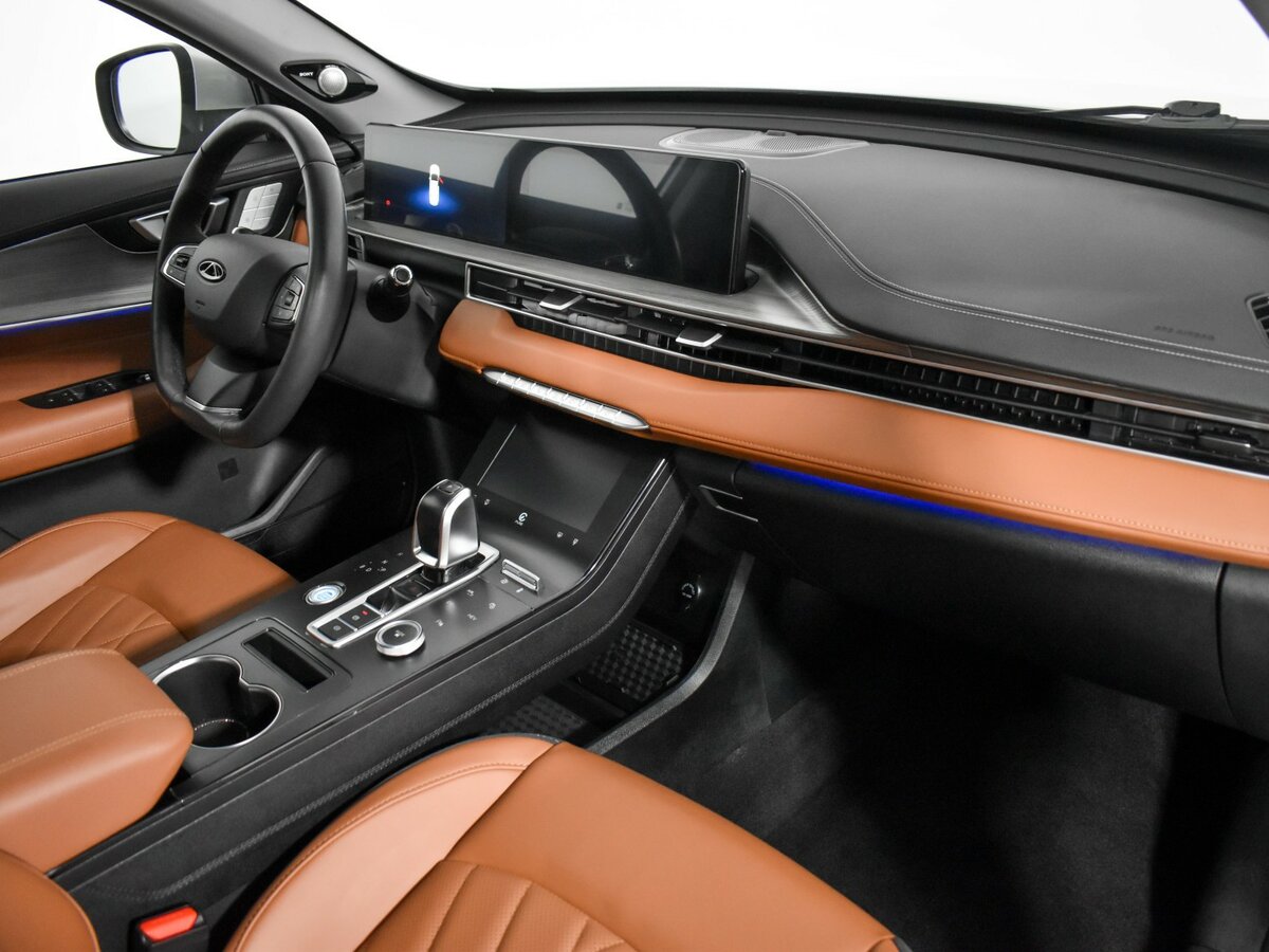 Chery Tiggo 8 Pro e+ 2023 года с пробегом. Фото: #11