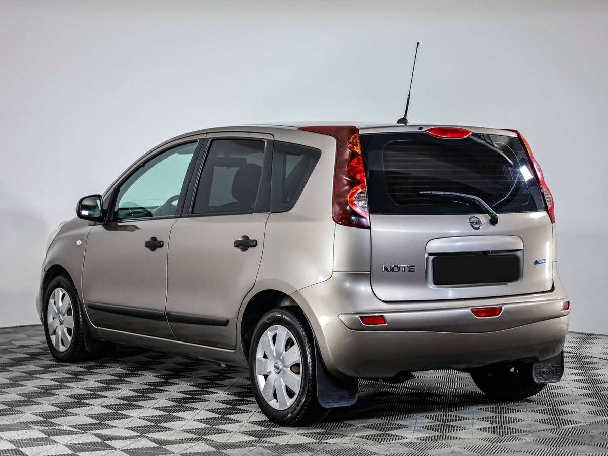 Nissan Note 2010 года с пробегом. Фото: #5