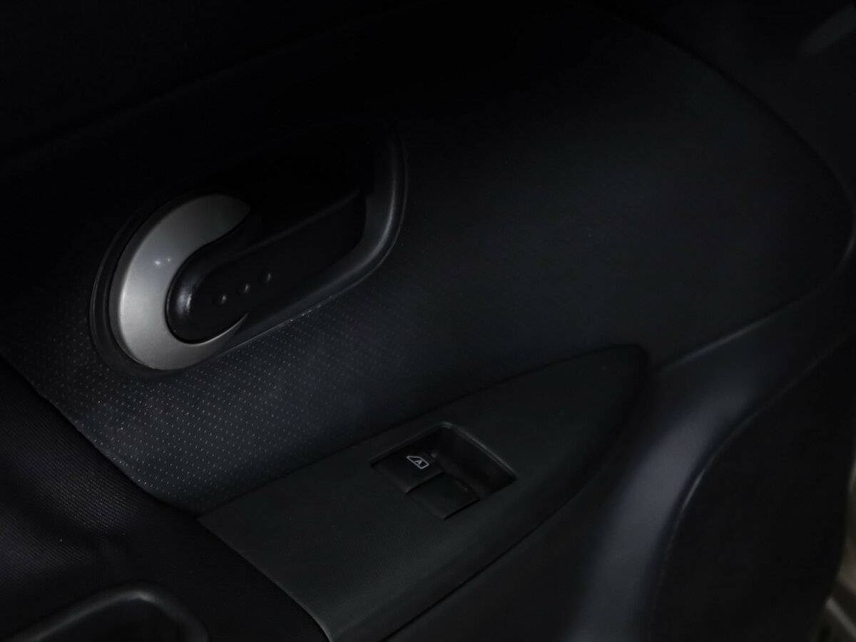 Nissan Note 2010 года с пробегом. Фото: #9